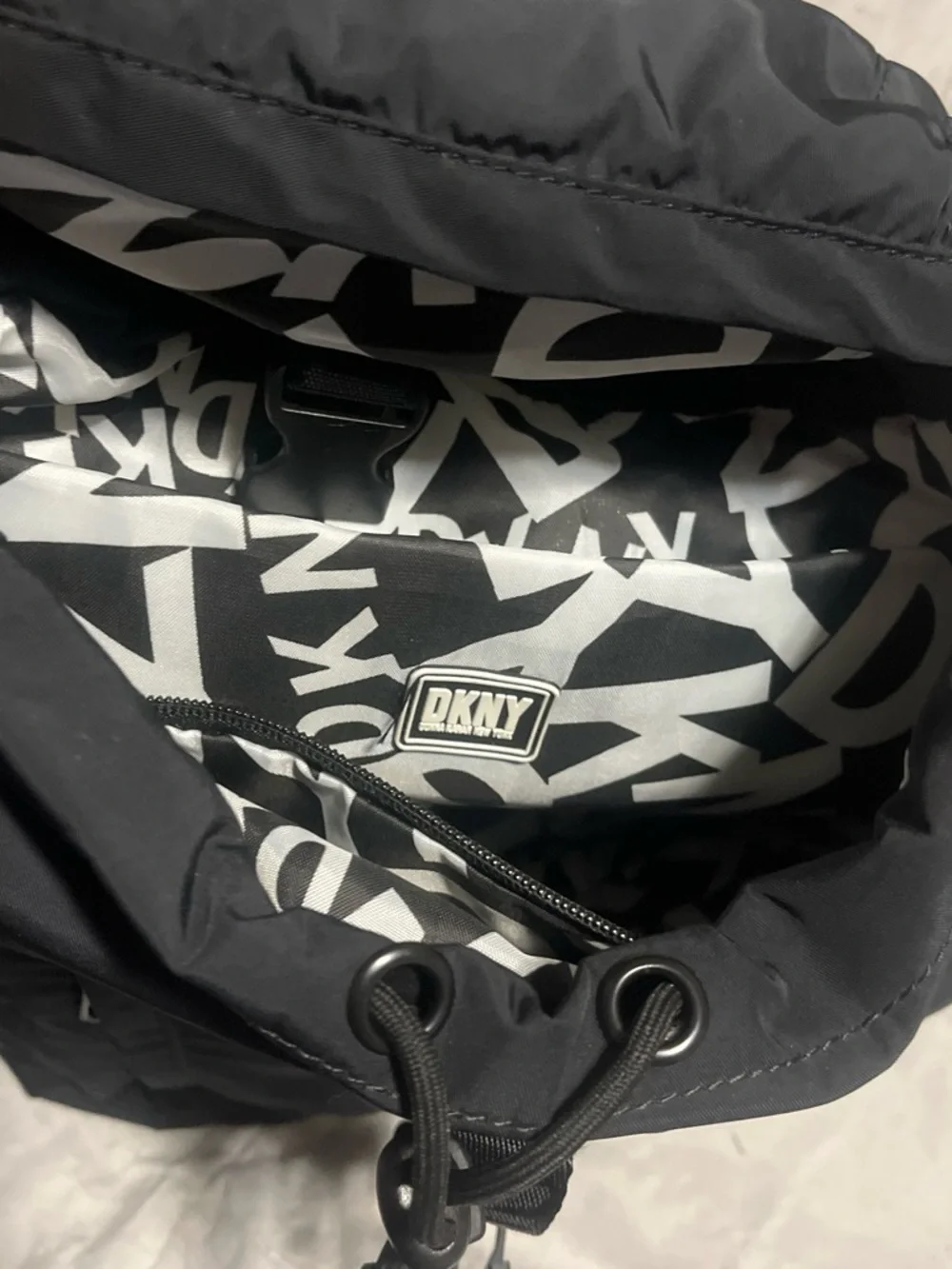 DKNY Urban Sport 